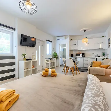 Apartment Mare *