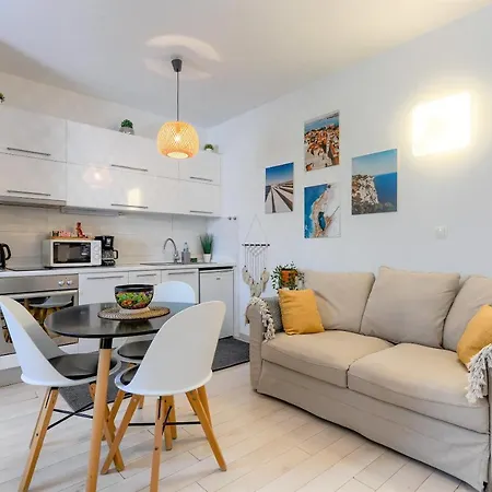 Mare Apartment *