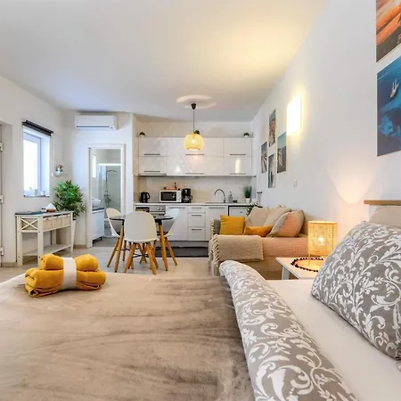 Studio Mare Apartment Zadar