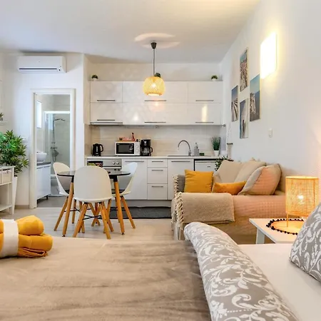 Mare Apartment