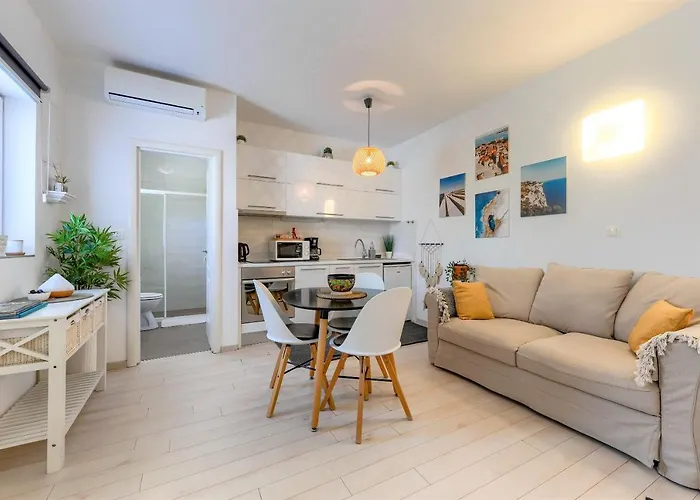 Apartment Studio Mare Zadar