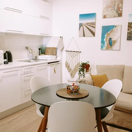 アパート Mare ザダル